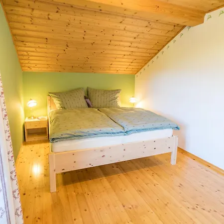 Erhoehte Und Ruhige Lage Am Ortsrand Von By Interhome